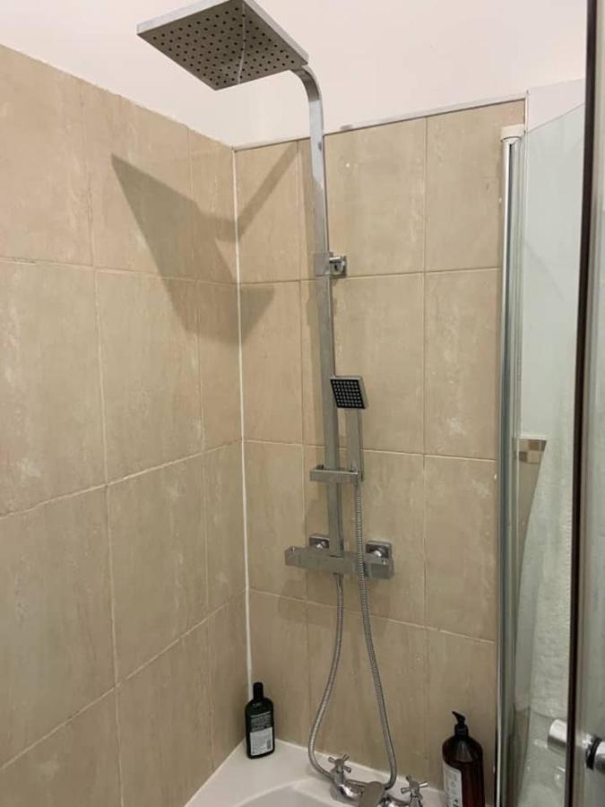 Lovely Spacious 1-Bedroom Flat In Tufnell Park Close To Central London Exterior photo